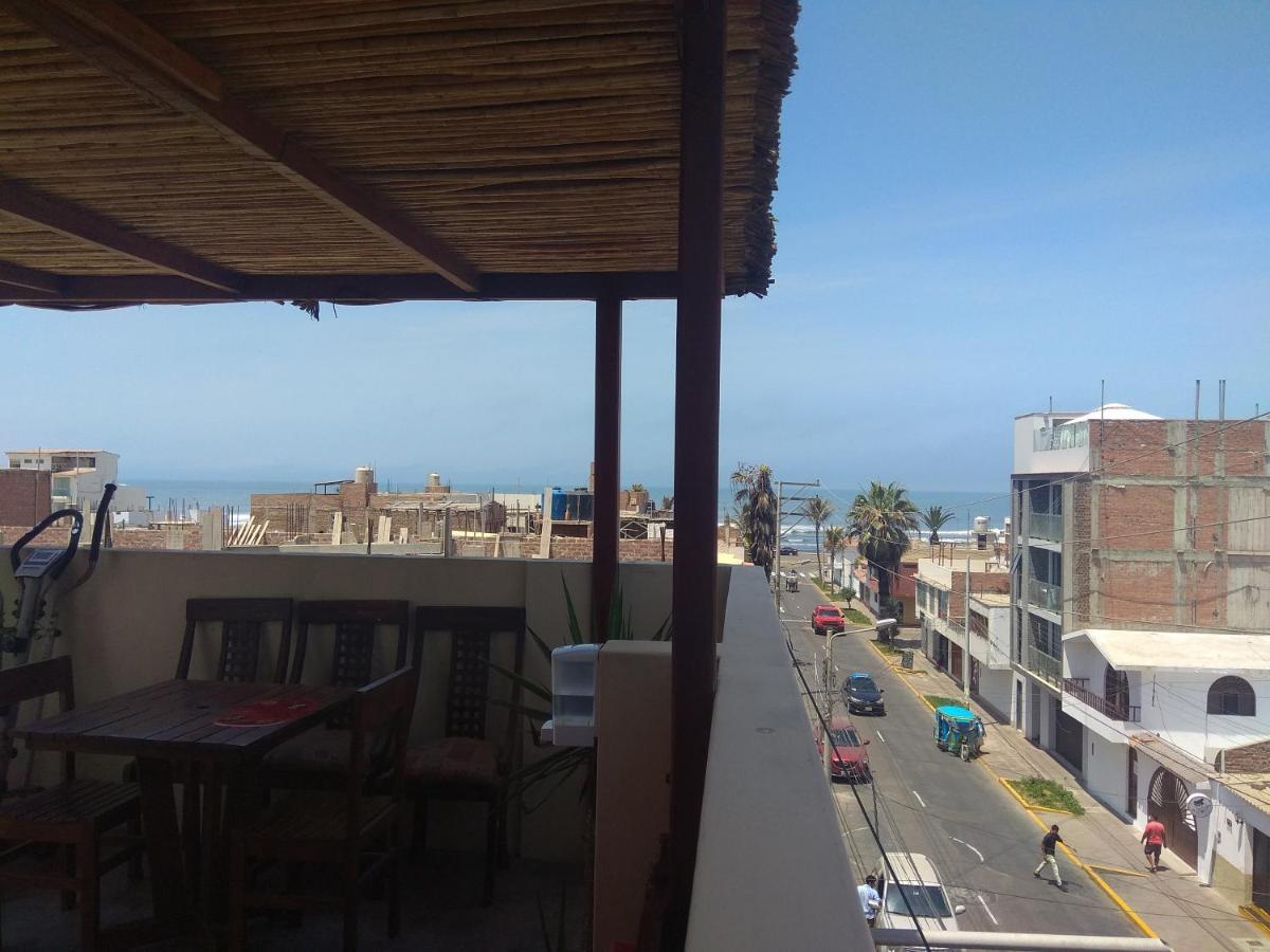 Hotel Lola Hosting à Huanchaco Extérieur photo