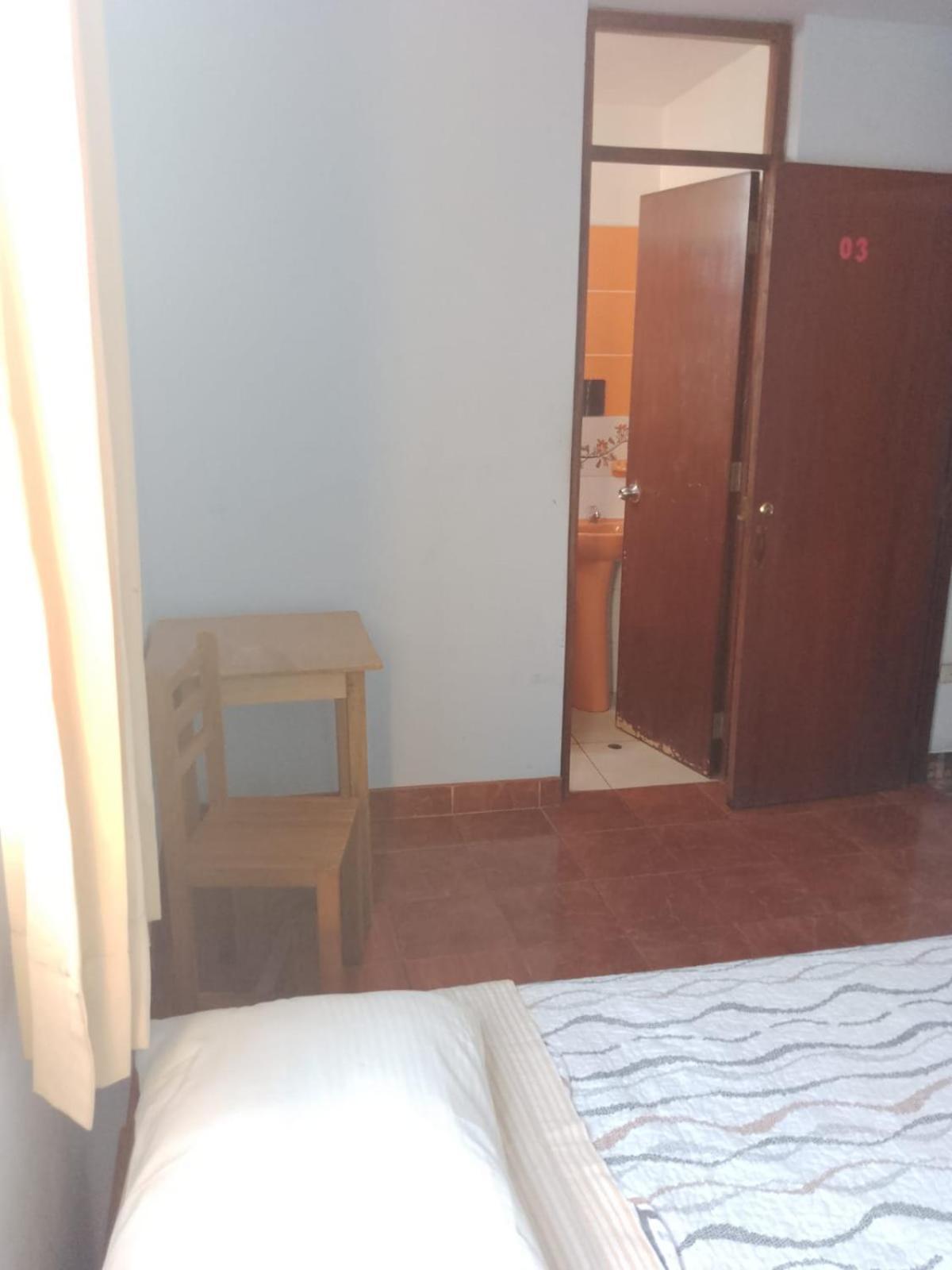 Hotel Lola Hosting à Huanchaco Chambre photo