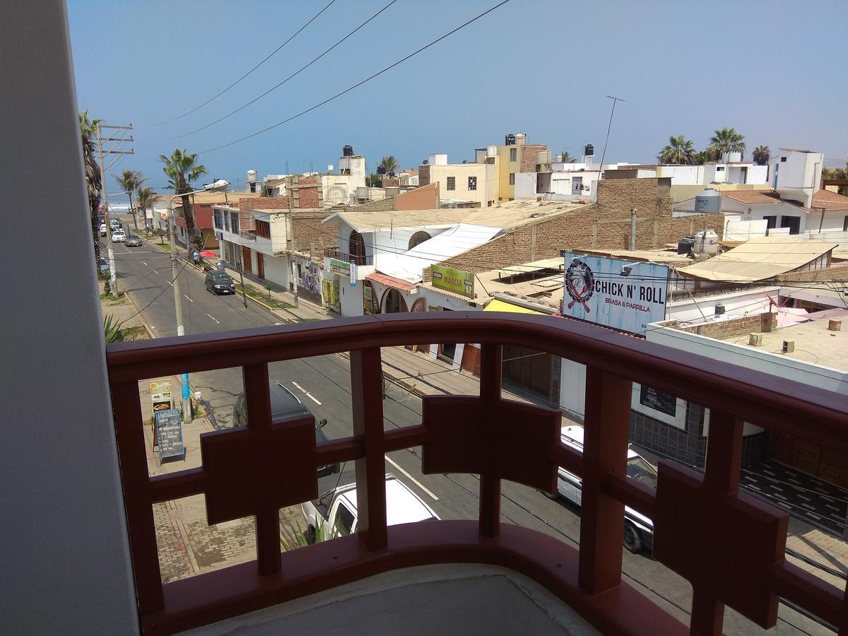 Hotel Lola Hosting à Huanchaco Extérieur photo