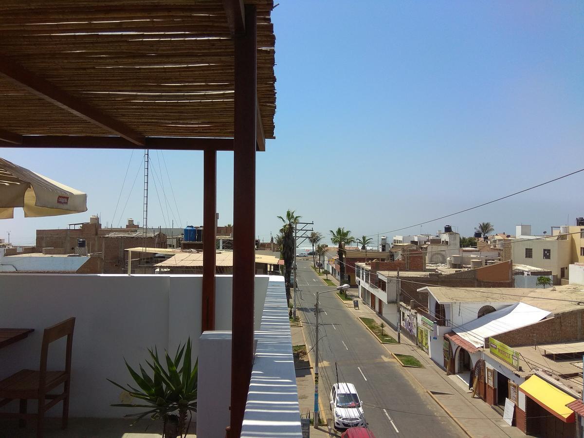Hotel Lola Hosting à Huanchaco Extérieur photo